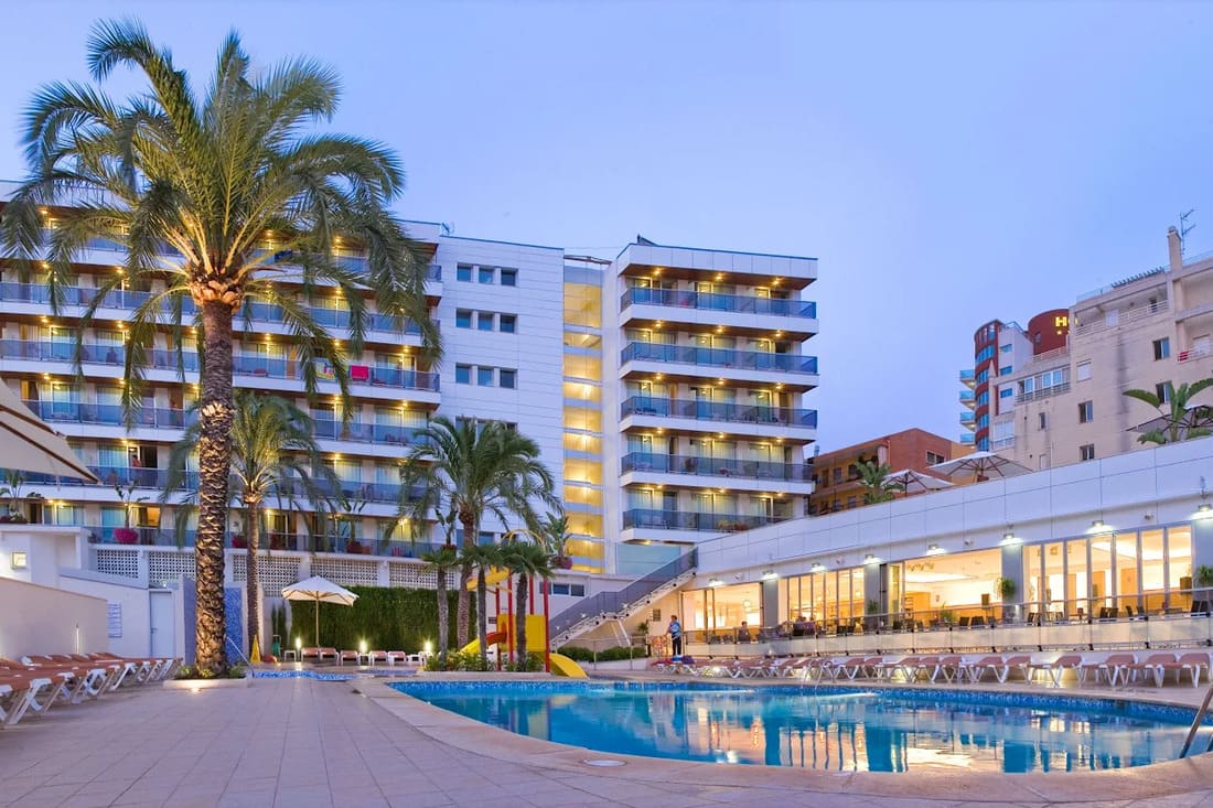 hoteles en cullera